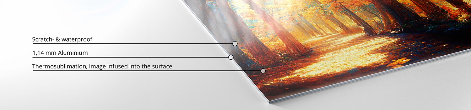 Detail of a 1.4 mm thick Chromaluxe, which is UV, scratch and water resistant. High-quality printing is infused into the surface.