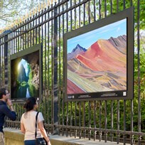 ChromaLuxe_Outdoor_sqaure.jpg