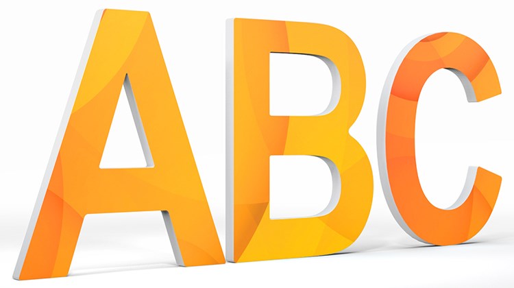 Des impressions découpées en lettres A - B - C.