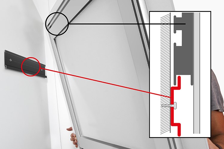 Detail of the Invisible Aluminum Hanging System on the Back of a Diasec Plexi XXL