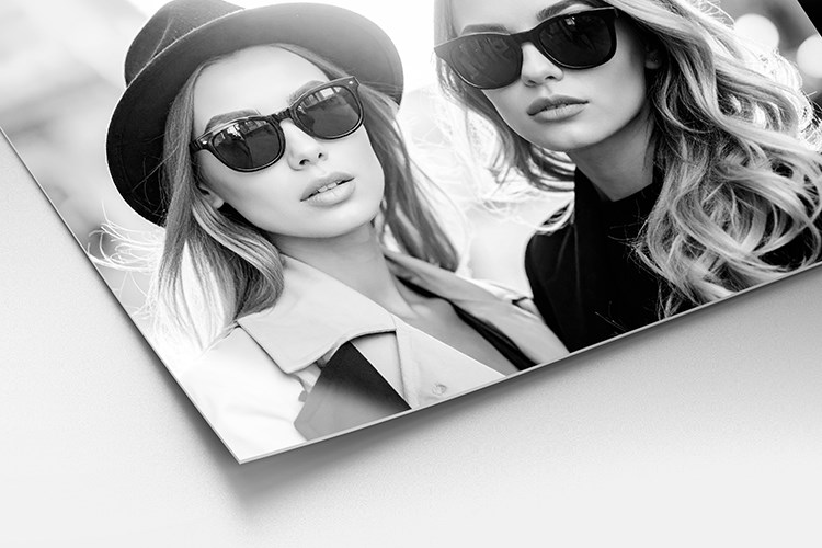 Fine-Art Hahnemühle Baryta FB Paper Suitable for Black and White